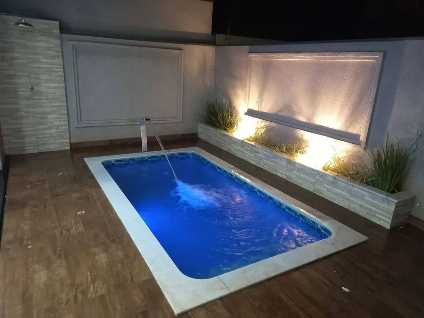 Casa com 3 quartos à venda, 170m2 em Residencial Figueira II, Sao Jose Do Rio Preto - SP - imagem 3 Foto 3 de Casa com 3 quartos à venda, 170m2 em Residencial Figueira II, Sao Jose Do Rio Preto - SP