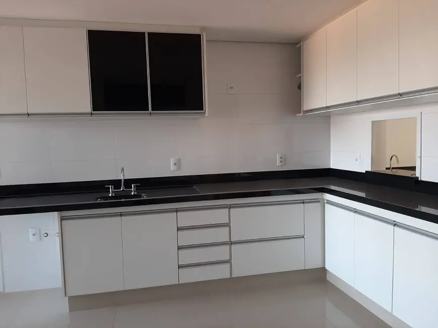 Apartamento com 3 quartos à venda, 250m2 em Bom Jardim, Sao Jose Do Rio Preto - SP - imagem 7 Foto 7 de Apartamento com 3 quartos à venda, 250m2 em Bom Jardim, Sao Jose Do Rio Preto - SP