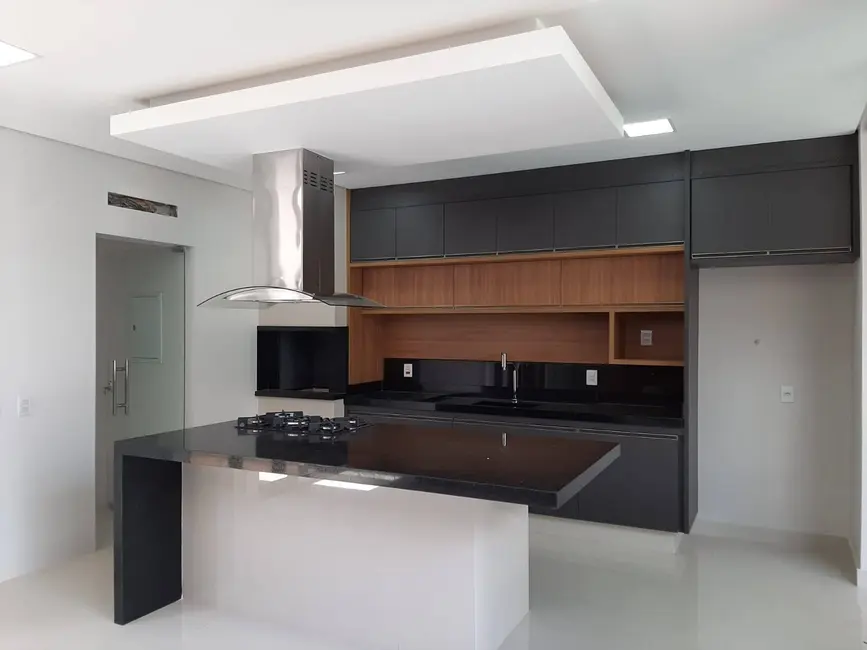 Apartamento com 3 quartos à venda, 207m2 em Residencial Gaivota II, Sao Jose Do Rio Preto - SP - imagem 3 Foto 3 de Apartamento com 3 quartos à venda, 207m2 em Residencial Gaivota II, Sao Jose Do Rio Preto - SP