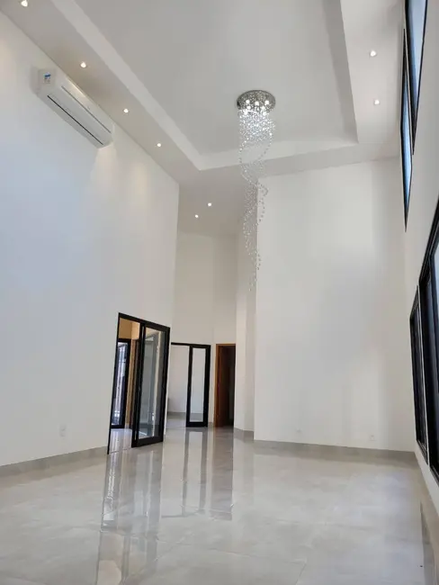 Casa com 4 quartos à venda, 260m2 em Parque Residencial Damha VI, Sao Jose Do Rio Preto - SP - imagem 8 Foto 8 de Casa com 4 quartos à venda, 260m2 em Parque Residencial Damha VI, Sao Jose Do Rio Preto - SP