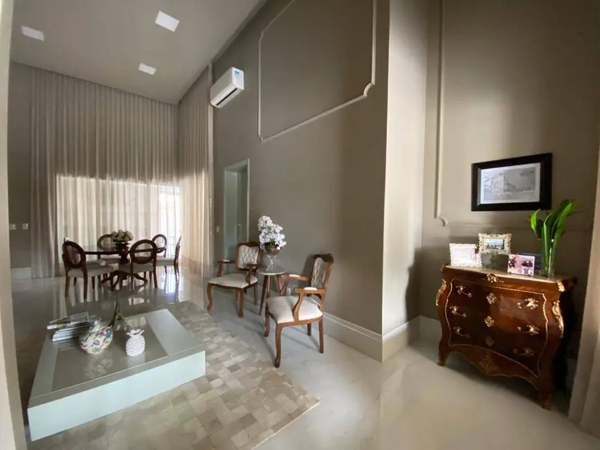 Casa com 5 quartos à venda, 302m2 em Parque Residencial Damha, Sao Jose Do Rio Preto - SP - imagem 5 Foto 5 de Casa com 5 quartos à venda, 302m2 em Parque Residencial Damha, Sao Jose Do Rio Preto - SP