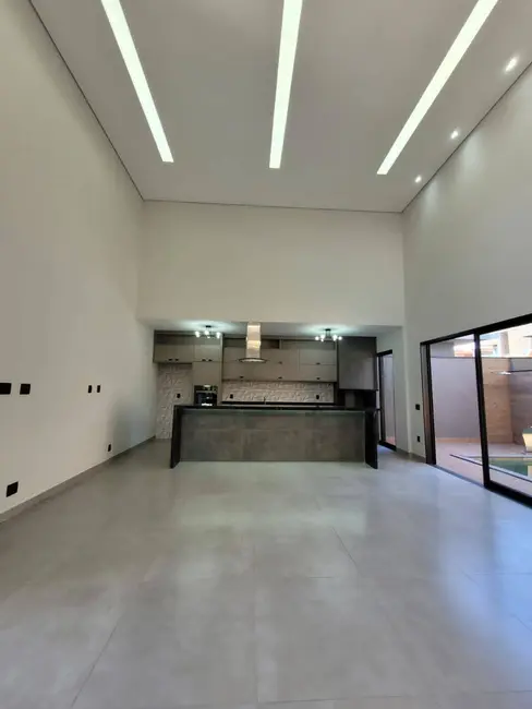 Casa com 3 quartos à venda, 235m2 em Residencial Gaivota II, Sao Jose Do Rio Preto - SP - imagem 4 Foto 4 de Casa com 3 quartos à venda, 235m2 em Residencial Gaivota II, Sao Jose Do Rio Preto - SP