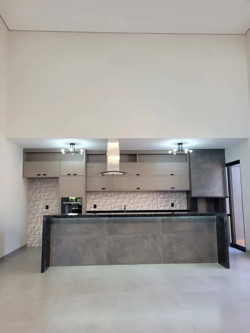 Casa com 3 quartos à venda, 235m2 em Residencial Gaivota II, Sao Jose Do Rio Preto - SP - imagem 3 Foto 3 de Casa com 3 quartos à venda, 235m2 em Residencial Gaivota II, Sao Jose Do Rio Preto - SP