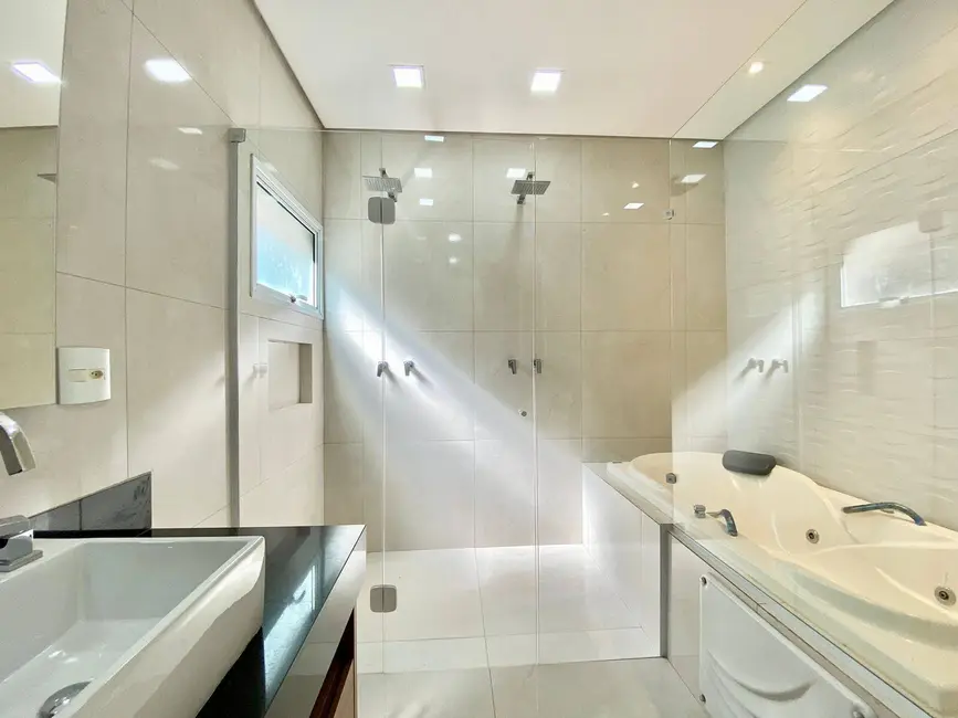 Casa com 4 quartos à venda, 390m2 em Parque Residencial Damha IV, Sao Jose Do Rio Preto - SP - imagem 7 Foto 7 de Casa com 4 quartos à venda, 390m2 em Parque Residencial Damha IV, Sao Jose Do Rio Preto - SP