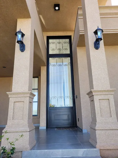 Casa com 4 quartos à venda, 501m2 em Parque Residencial Damha VI, Sao Jose Do Rio Preto - SP - imagem 2 Foto 2 de Casa com 4 quartos à venda, 501m2 em Parque Residencial Damha VI, Sao Jose Do Rio Preto - SP