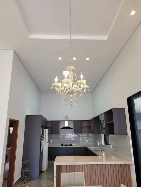 Casa com 3 quartos à venda, 818m2 em Loteamento Recanto do Lago, Sao Jose Do Rio Preto - SP - imagem 3 Foto 3 de Casa com 3 quartos à venda, 818m2 em Loteamento Recanto do Lago, Sao Jose Do Rio Preto - SP