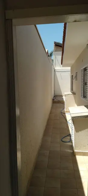 Casa com 3 quartos à venda, 360m2 em Universitário, Sao Jose Do Rio Preto - SP - imagem 9 Foto 9 de Casa com 3 quartos à venda, 360m2 em Universitário, Sao Jose Do Rio Preto - SP