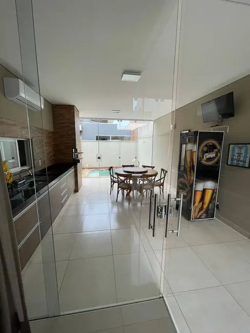 Foto 1 de Casa com 3 quartos à venda, 253m2 em Residencial Alta Vista, Sao Jose Do Rio Preto - SP