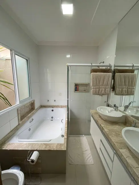 Casa com 3 quartos à venda, 253m2 em Residencial Alta Vista, Sao Jose Do Rio Preto - SP - imagem 9 Foto 9 de Casa com 3 quartos à venda, 253m2 em Residencial Alta Vista, Sao Jose Do Rio Preto - SP