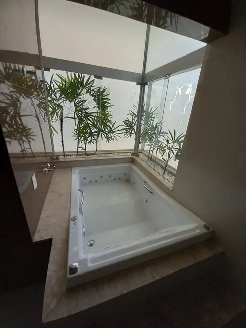 Casa com 3 quartos para alugar, 260m2 em Parque Residencial Damha VI, Sao Jose Do Rio Preto - SP - imagem 9 Foto 9 de Casa com 3 quartos para alugar, 260m2 em Parque Residencial Damha VI, Sao Jose Do Rio Preto - SP