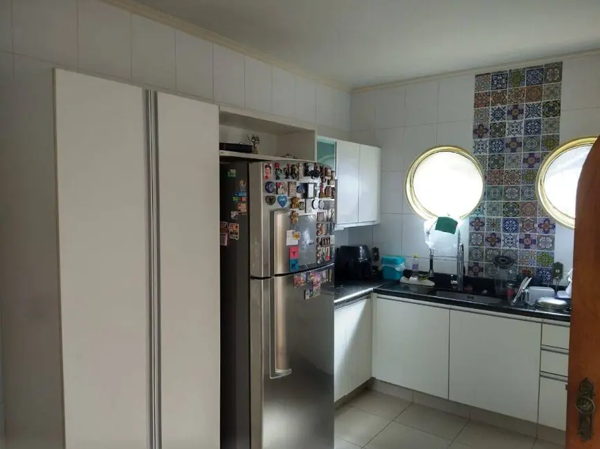 Casa com 3 quartos à venda, 730m2 em Vila São José, Sao Jose Do Rio Preto - SP - imagem 5 Foto 5 de Casa com 3 quartos à venda, 730m2 em Vila São José, Sao Jose Do Rio Preto - SP