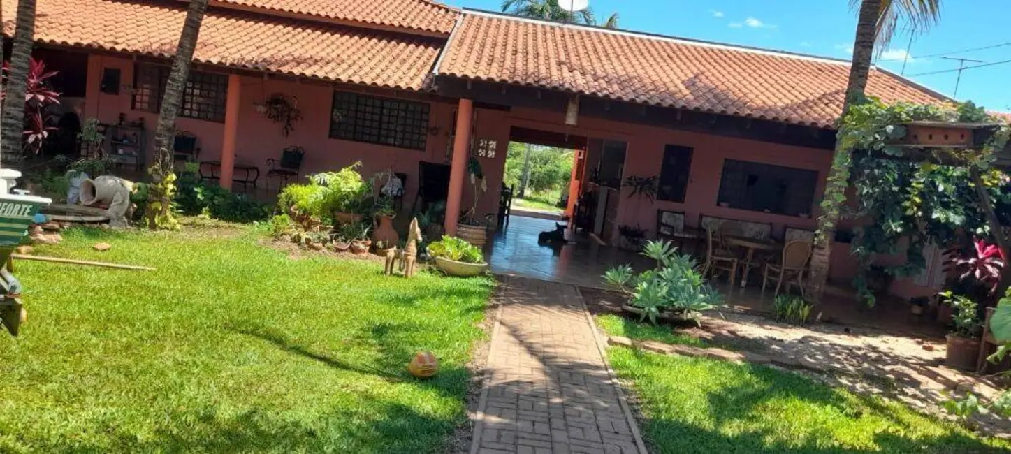 Chácara com 3 quartos à venda, 1000m2 em Residencial Vista Alegre II e III (Zona Rural), Sao Jose Do Rio Preto - SP - imagem 2 Foto 2 de Chácara com 3 quartos à venda, 1000m2 em Residencial Vista Alegre II e III (Zona Rural), Sao Jose Do Rio Preto - SP