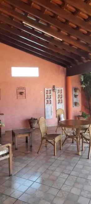 Chácara com 3 quartos à venda, 1000m2 em Residencial Vista Alegre II e III (Zona Rural), Sao Jose Do Rio Preto - SP - imagem 9 Foto 9 de Chácara com 3 quartos à venda, 1000m2 em Residencial Vista Alegre II e III (Zona Rural), Sao Jose Do Rio Preto - SP