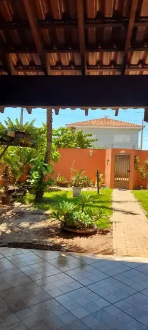 Chácara com 3 quartos à venda, 1000m2 em Residencial Vista Alegre II e III (Zona Rural), Sao Jose Do Rio Preto - SP - imagem 6 Foto 6 de Chácara com 3 quartos à venda, 1000m2 em Residencial Vista Alegre II e III (Zona Rural), Sao Jose Do Rio Preto - SP