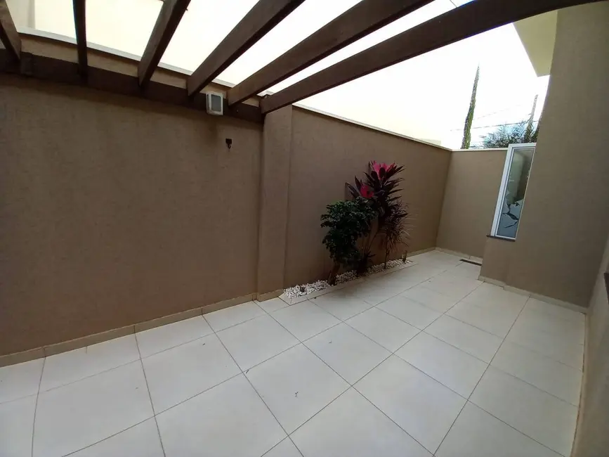 Foto 25 de Casa com 3 quartos para alugar, 300m2 em Parque Residencial Damha VI, Sao Jose Do Rio Preto - SP