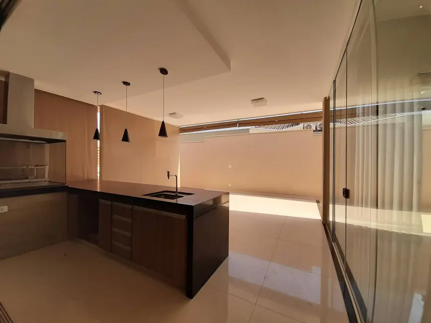 Foto 18 de Casa com 3 quartos para alugar, 450m2 em Residencial Eco Village I, Sao Jose Do Rio Preto - SP