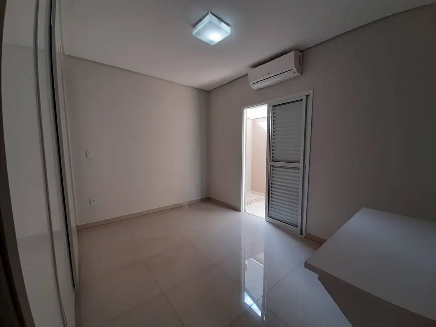 Foto 22 de Casa com 3 quartos para alugar, 450m2 em Residencial Eco Village I, Sao Jose Do Rio Preto - SP