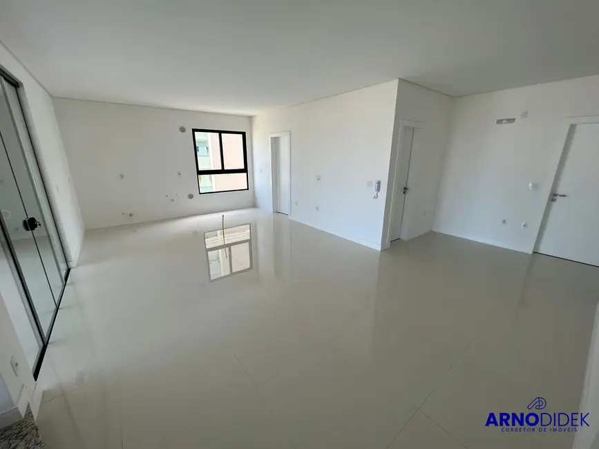 Foto 5 de Apartamento com 4 quartos à venda, 200m2 em Meia Praia, Itapema - SC