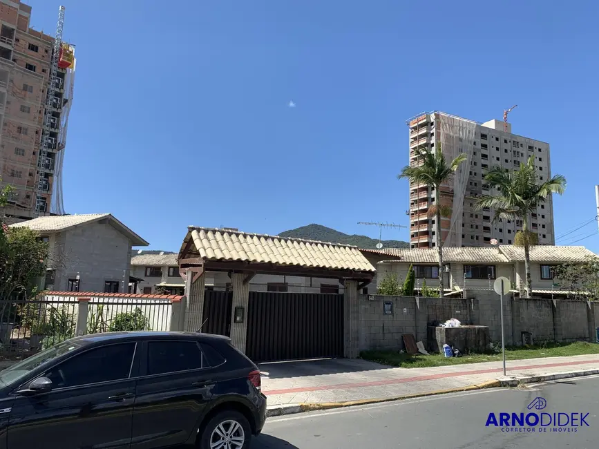 Foto 9 de Casa com 2 quartos à venda, 65m2 em Porto Belo - SC