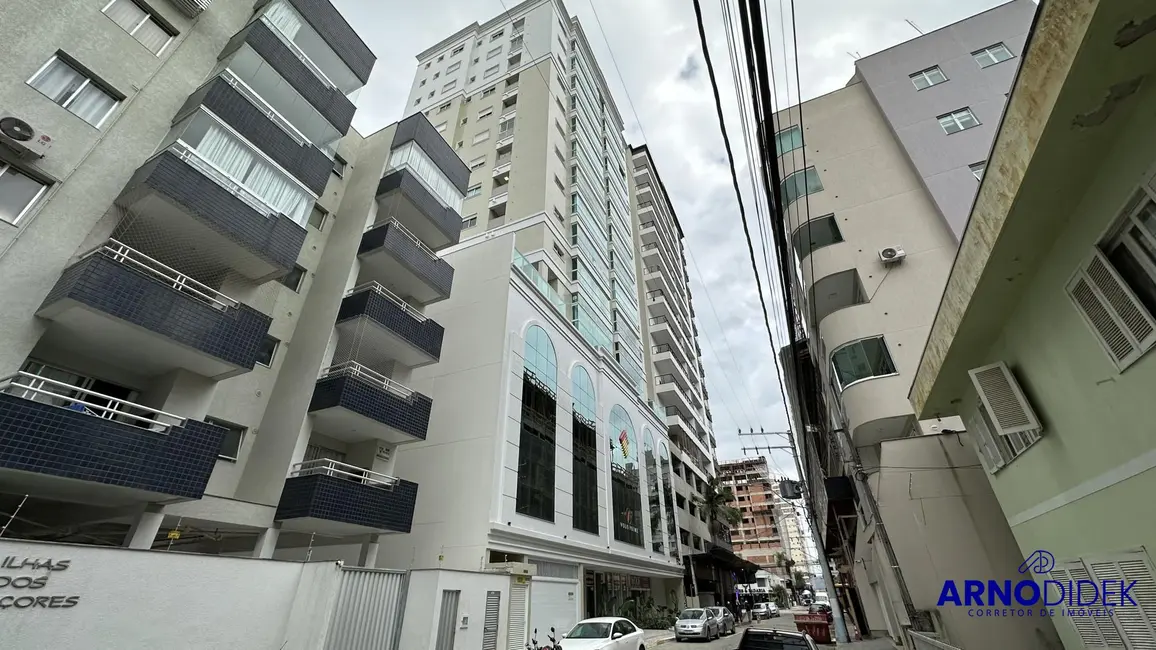 Foto 1 de Apartamento com 4 quartos à venda, 160m2 em Meia Praia, Itapema - SC