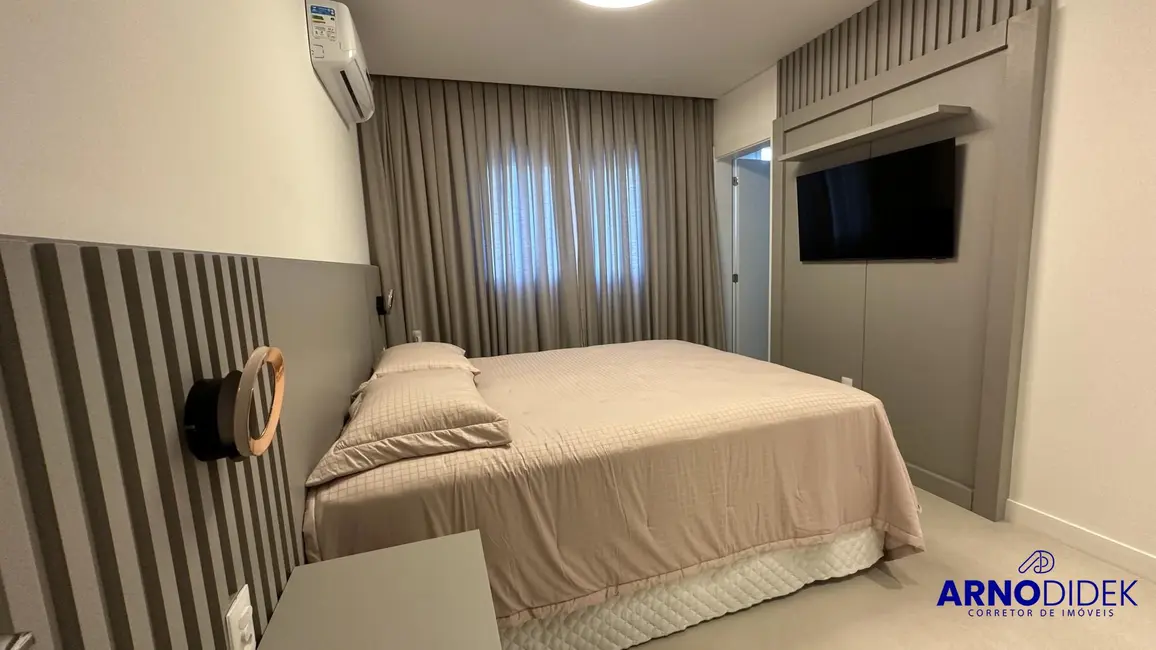 Foto 9 de Apartamento com 4 quartos à venda, 160m2 em Meia Praia, Itapema - SC