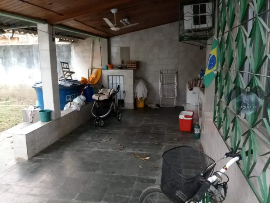 Casa com 2 quartos à venda, 400m2 em Imbariê, Duque De Caxias - RJ - imagem 5 Foto 5 de Casa com 2 quartos à venda, 400m2 em Imbariê, Duque De Caxias - RJ