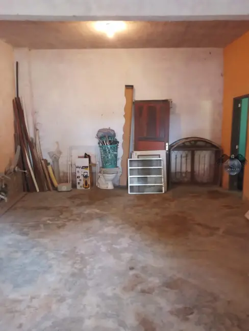 Casa com 2 quartos à venda, 3500m2 em Santa Cruz da Serra, Duque De Caxias - RJ - imagem 8 Foto 8 de Casa com 2 quartos à venda, 3500m2 em Santa Cruz da Serra, Duque De Caxias - RJ