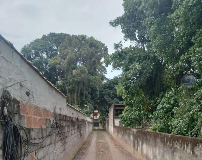Casa com 2 quartos à venda, 3500m2 em Santa Cruz da Serra, Duque De Caxias - RJ - imagem 6 Foto 6 de Casa com 2 quartos à venda, 3500m2 em Santa Cruz da Serra, Duque De Caxias - RJ
