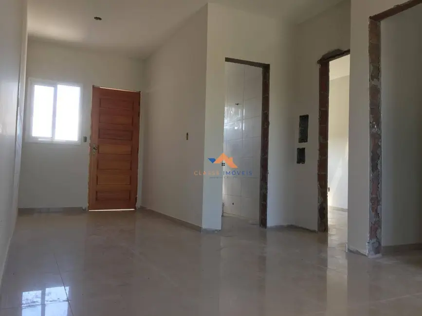 Casa com 2 quartos à venda, 100m2 em Oriço, Gravatai - RS - imagem 3 Foto 3 de Casa com 2 quartos à venda, 100m2 em Oriço, Gravatai - RS