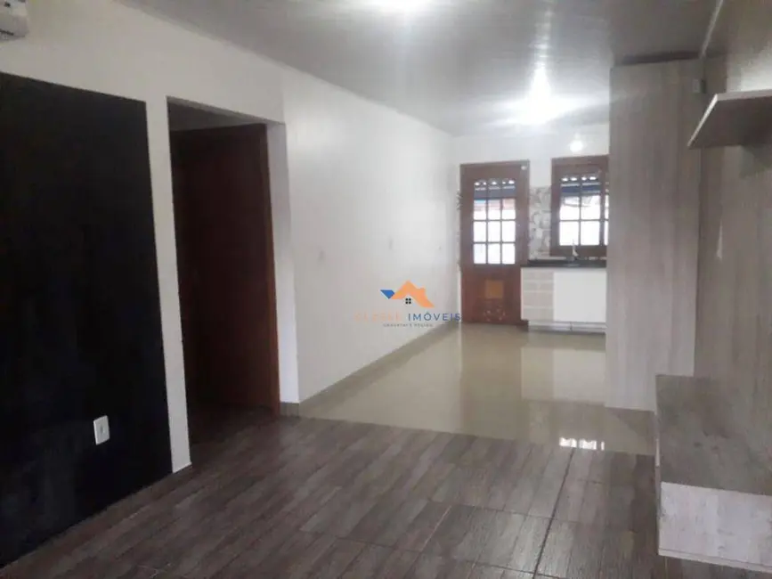 Casa com 2 quartos à venda, 100m2 em Bom Sucesso, Gravatai - RS - imagem 4 Foto 4 de Casa com 2 quartos à venda, 100m2 em Bom Sucesso, Gravatai - RS