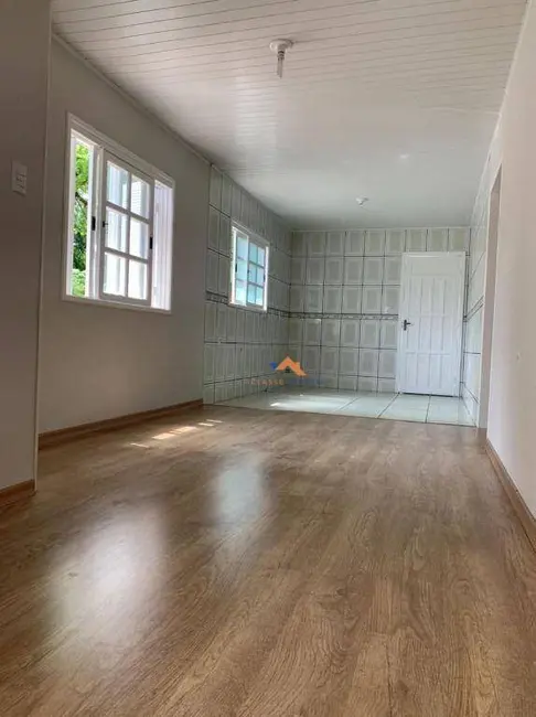 Casa com 2 quartos à venda, 160m2 em Cruzeiro, Gravatai - RS - imagem 4 Foto 4 de Casa com 2 quartos à venda, 160m2 em Cruzeiro, Gravatai - RS