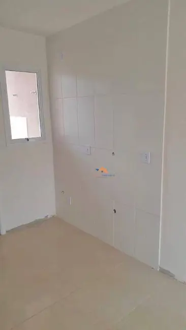 Casa com 2 quartos à venda, 160m2 em Gravatai - RS - imagem 4 Foto 4 de Casa com 2 quartos à venda, 160m2 em Gravatai - RS