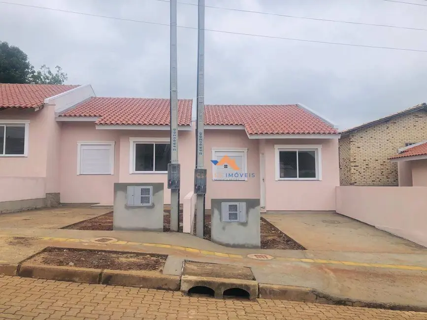Foto 1 de Casa com 2 quartos à venda, 160m2 em Gravatai - RS