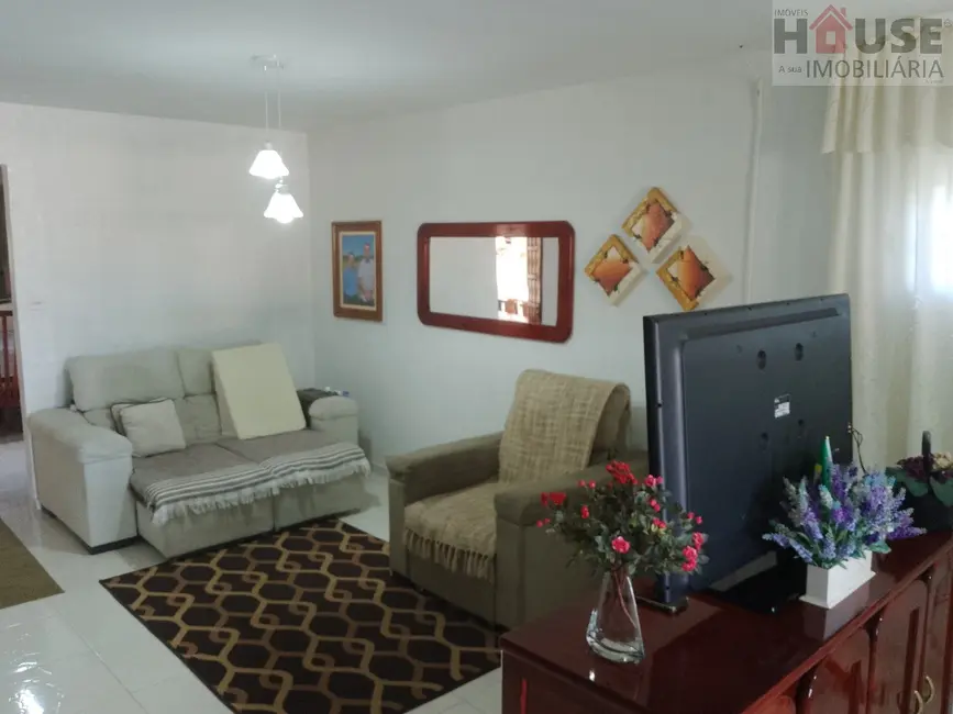 Foto 9 de Casa com 3 quartos à venda, 210m2 em Atuba, Pinhais - PR