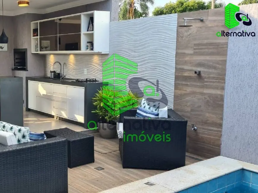 Foto 4 de Casa com 3 quartos à venda, 265m2 em Parque São Luís, Taubate - SP