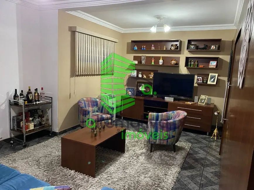 Foto 9 de Casa com 3 quartos à venda, 250m2 em Tremembe - SP