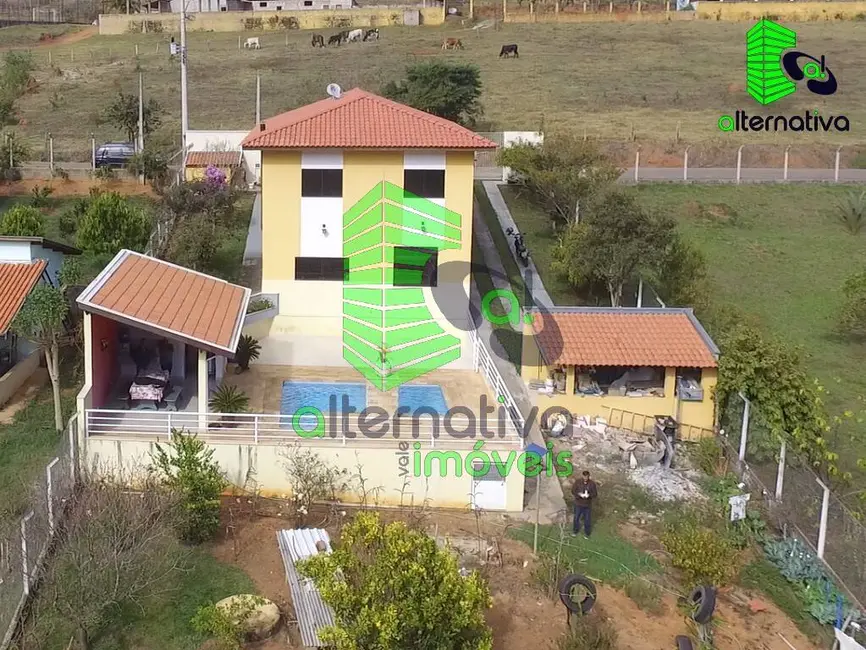 Foto 2 de Chácara com 3 quartos à venda, 1900m2 em Santa Luzia Rural, Taubate - SP