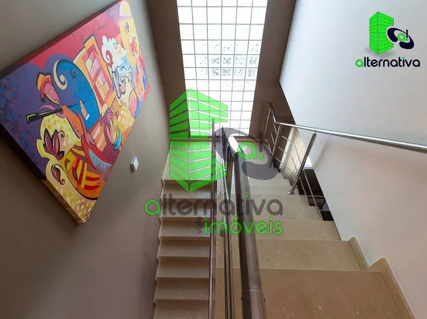 Foto 8 de Casa com 3 quartos à venda, 300m2 em Tremembe - SP