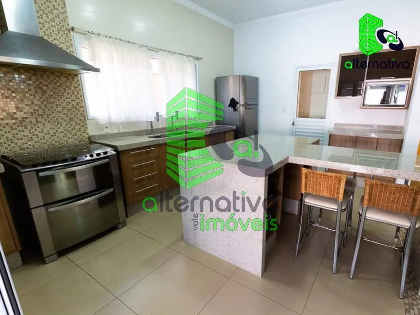 Foto 7 de Casa com 3 quartos à venda, 300m2 em Tremembe - SP