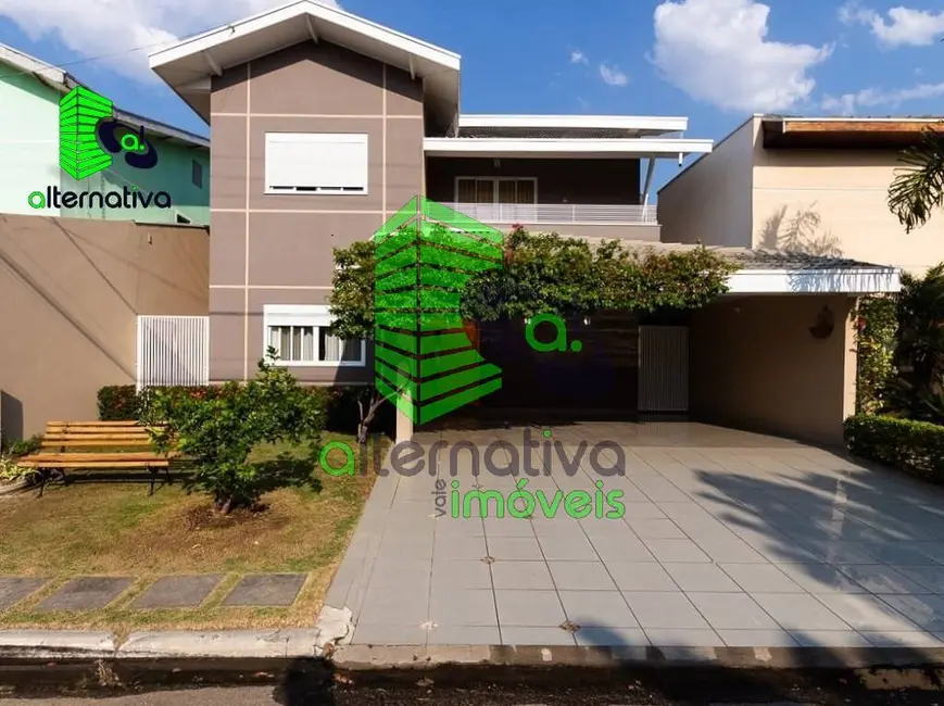 Foto 1 de Casa com 3 quartos à venda, 300m2 em Tremembe - SP