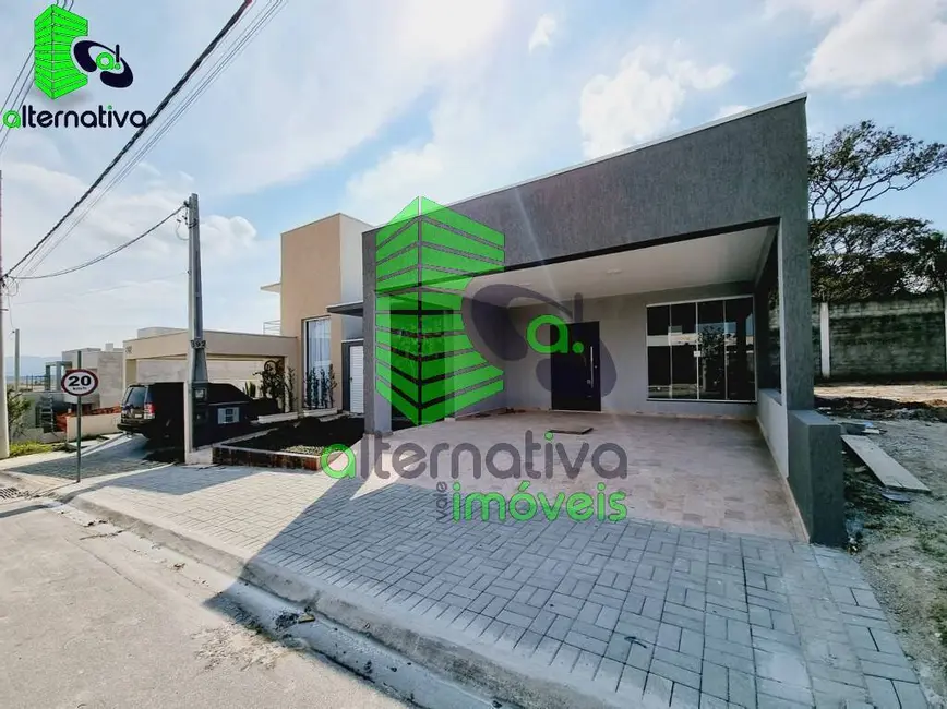 Foto 1 de Casa com 3 quartos à venda, 256m2 em Tremembe - SP