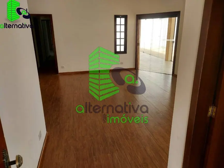 Foto 4 de Casa com 3 quartos à venda, 450m2 em Taubate - SP