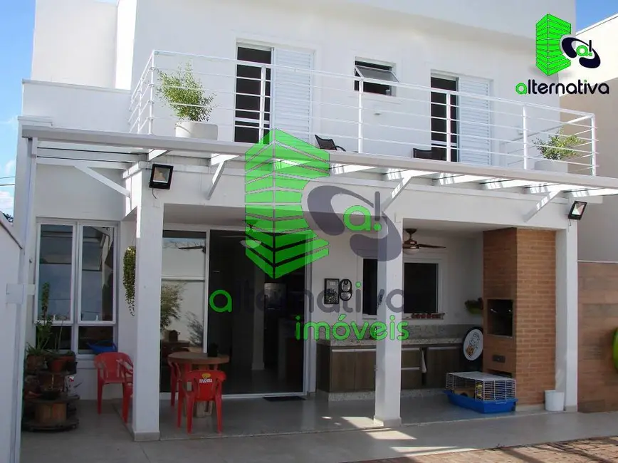 Casa com 3 quartos à venda, 250m2 em Tremembe - SP - imagem 3 Foto 3 de Casa com 3 quartos à venda, 250m2 em Tremembe - SP