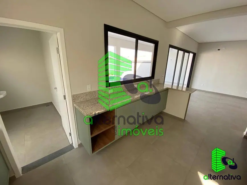 Foto 9 de Casa com 3 quartos à venda, 300m2 em Cacapava - SP