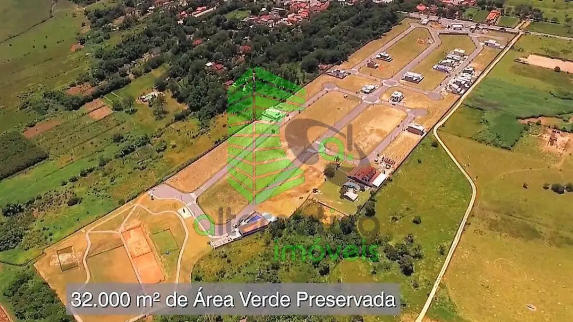 Foto 6 de Terreno / Lote à venda, 337m2 em Tremembe - SP