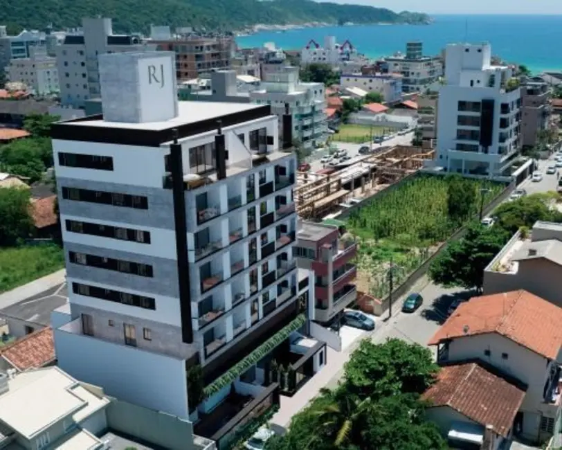 Foto 1 de Apartamento com 2 quartos à venda, 81m2 em Bombinhas - SC