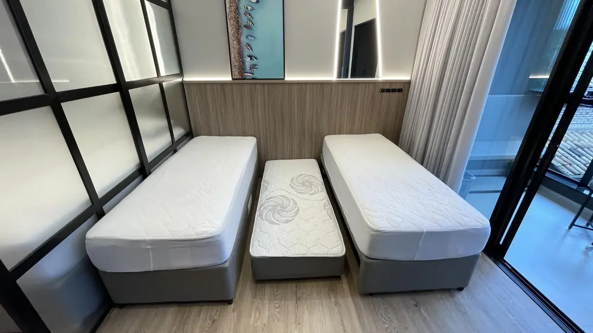 Foto 4 de Loft / Flat com 1 quarto à venda, 34m2 em Bombinhas - SC