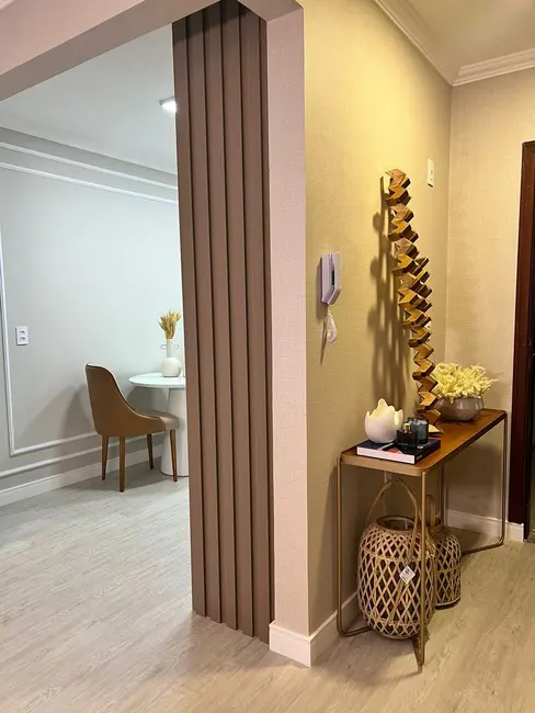 Apartamento com 3 quartos para alugar, 90m2 em Bombinhas - SC - imagem 6 Foto 6 de Apartamento com 3 quartos para alugar, 90m2 em Bombinhas - SC