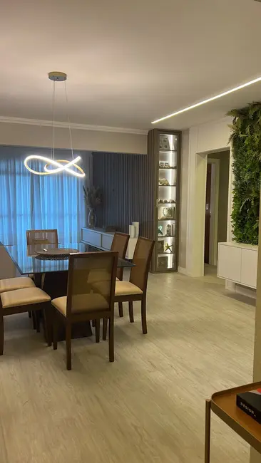 Apartamento com 3 quartos para alugar, 90m2 em Bombinhas - SC - imagem 2 Foto 2 de Apartamento com 3 quartos para alugar, 90m2 em Bombinhas - SC