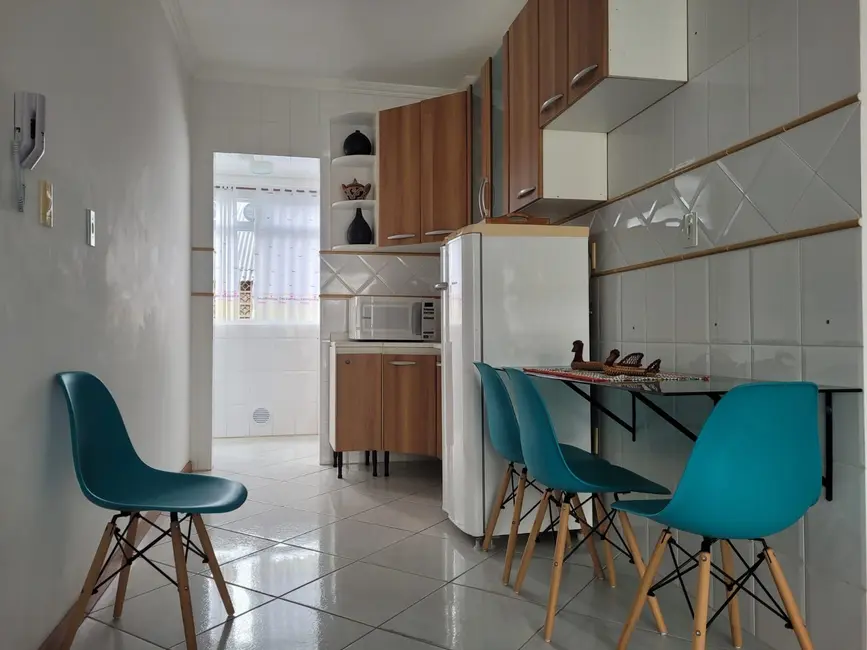 Foto 6 de Apartamento com 2 quartos para alugar, 75m2 em Bombinhas - SC